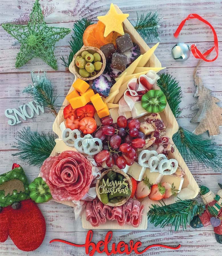 winter holiday charcuterie board