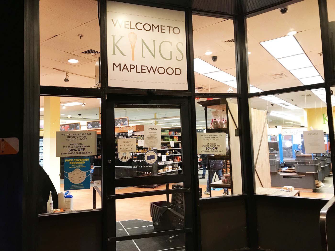 Welcome to Kings Maplewood - Kings Food Market entrance