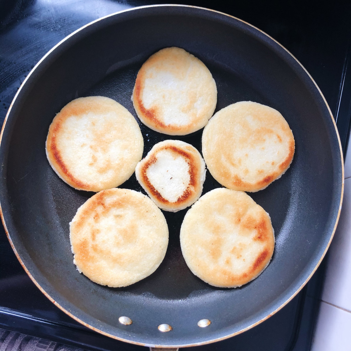 Un Platado de Arepas | Edible Jersey