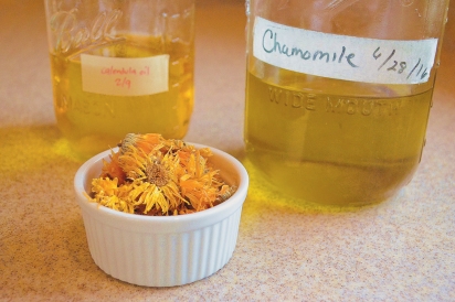 chamomile oil