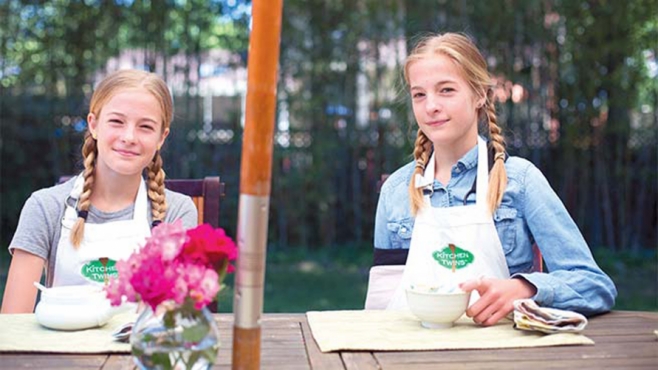 lyla and emily kitchen twins